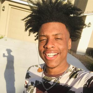 Meet your Posher, Aj